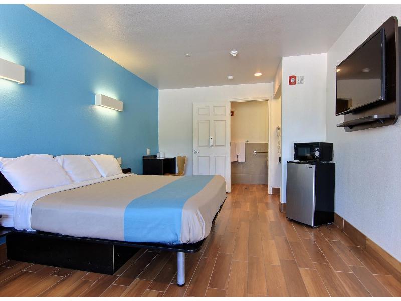 Motel 6 Rockport, Tx image