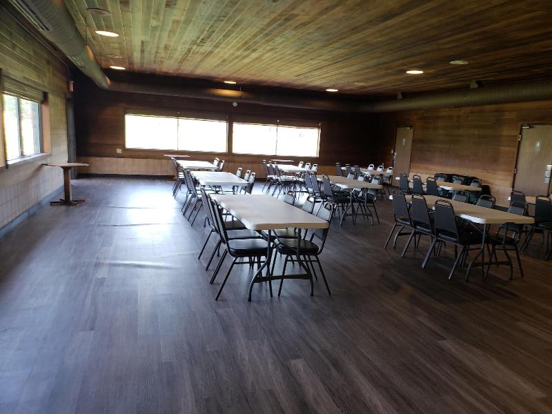 Cobblestone Inn Suites Merrill image