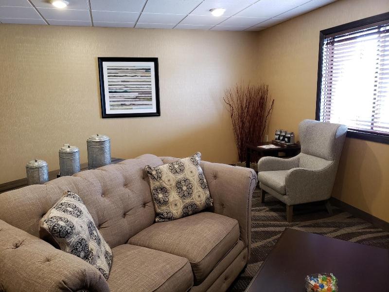 Cobblestone Inn Suites Merrill image