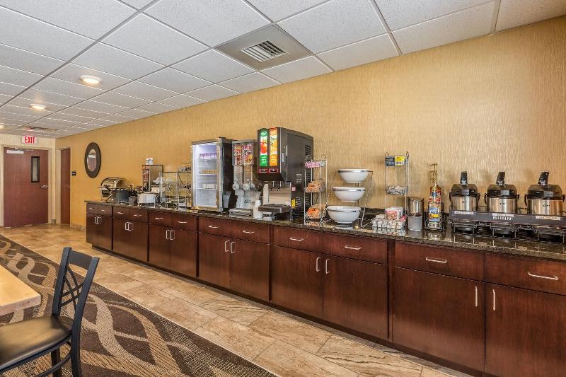 Cobblestone Inn Suites Merrill image 1