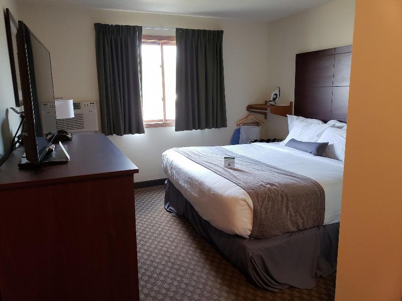 Cobblestone Inn Suites Merrill image