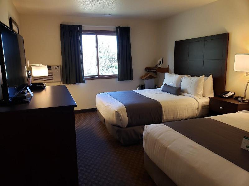 Cobblestone Inn Suites Merrill image