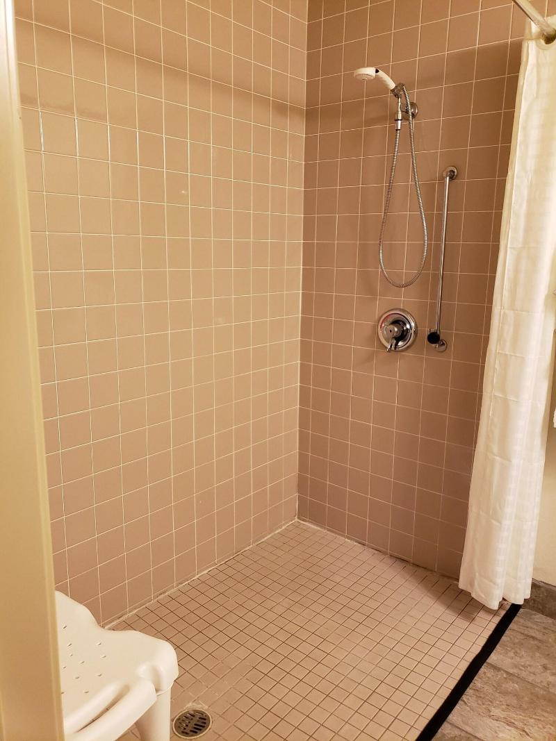 Cobblestone Inn Suites Merrill image 4