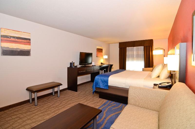 Astoria Hotel And Event Center image