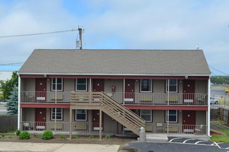 Hyannis Host Inn — general view