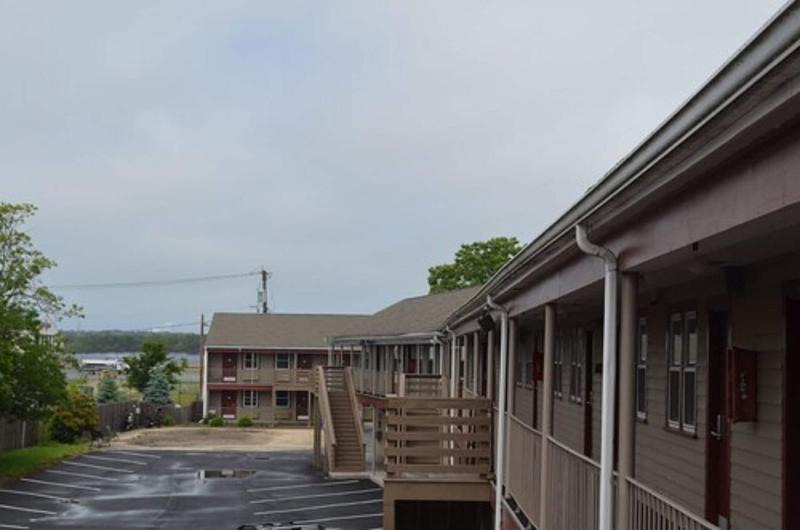 Hyannis Host Inn image