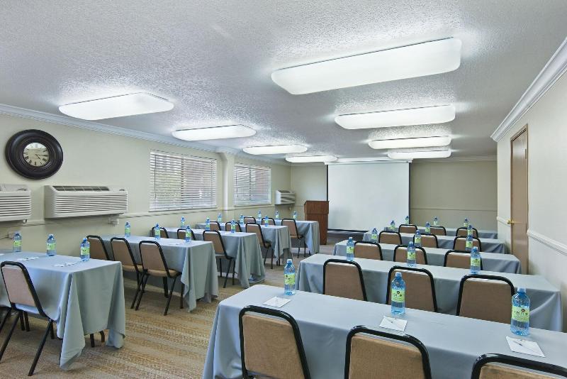 Oxnard Inn Lancaster image