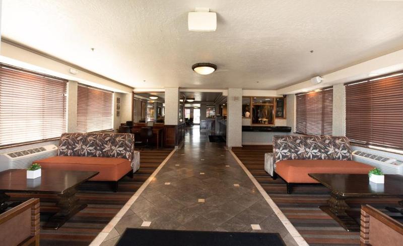 Oxnard Inn Lancaster image