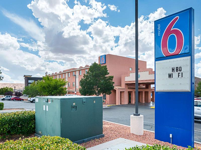 Motel 6 Page, Az image