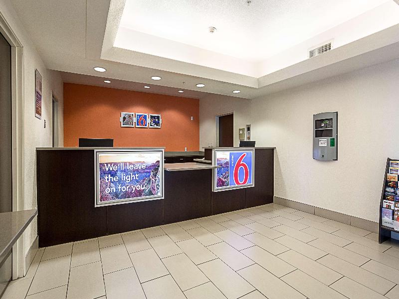 Motel 6 Page, Az image