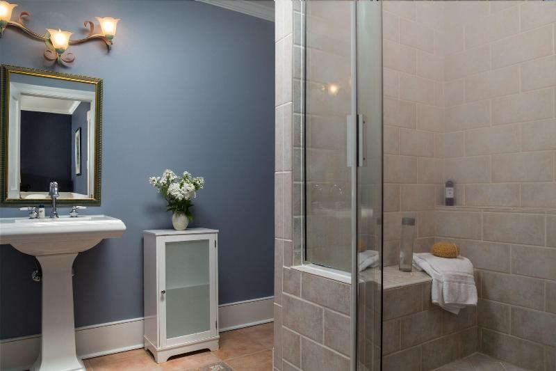 L Auberge Provencale image