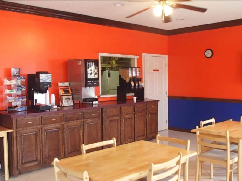 Texas Inn La Feria image