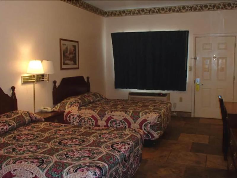 Texas Inn La Feria image