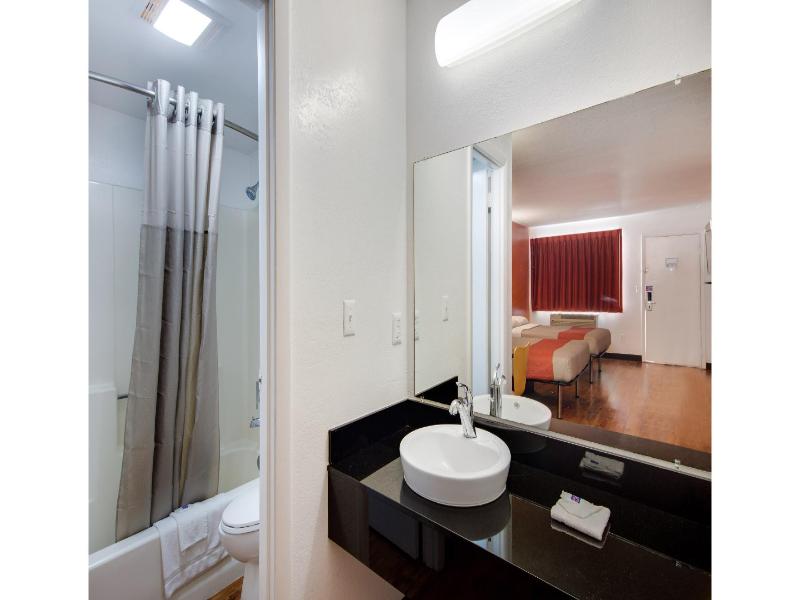 Motel 6 Bremen, Ga image
