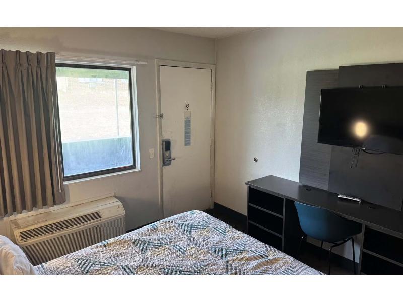 Motel 6-Cedar Rapids, IA GA image