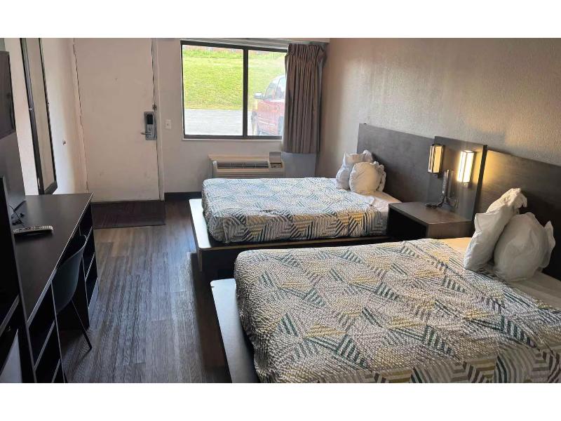 Motel 6-Cedar Rapids, IA GA image