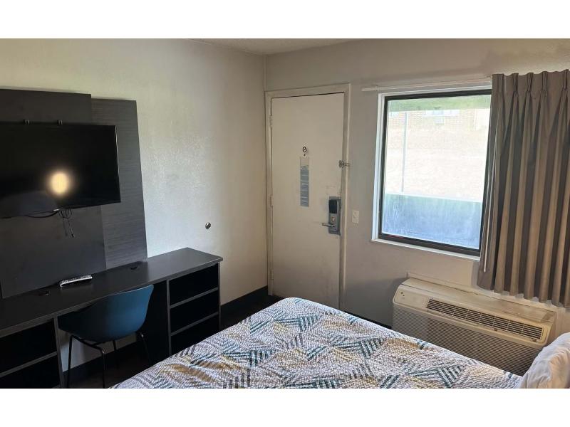 Motel 6-Cedar Rapids, IA GA image