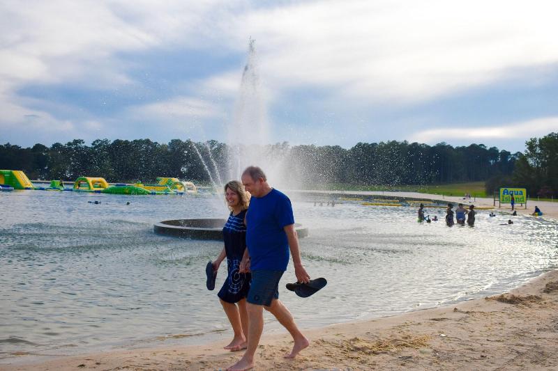 Callaway Resort Gardens image