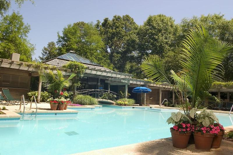 Callaway Resort Gardens image