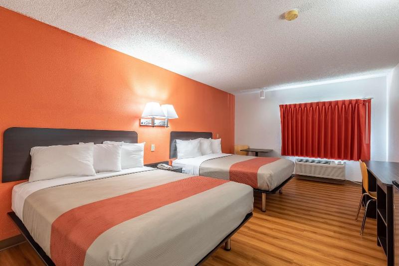 Motel 6 Winslow image