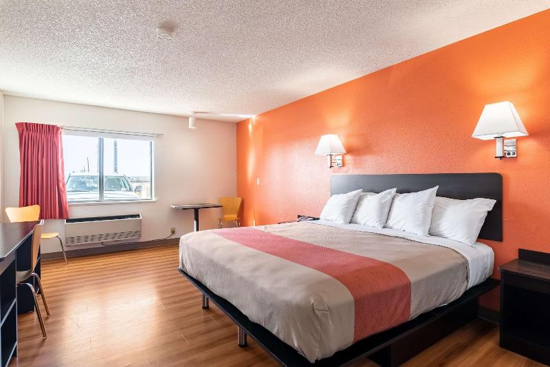Motel 6 Winslow image