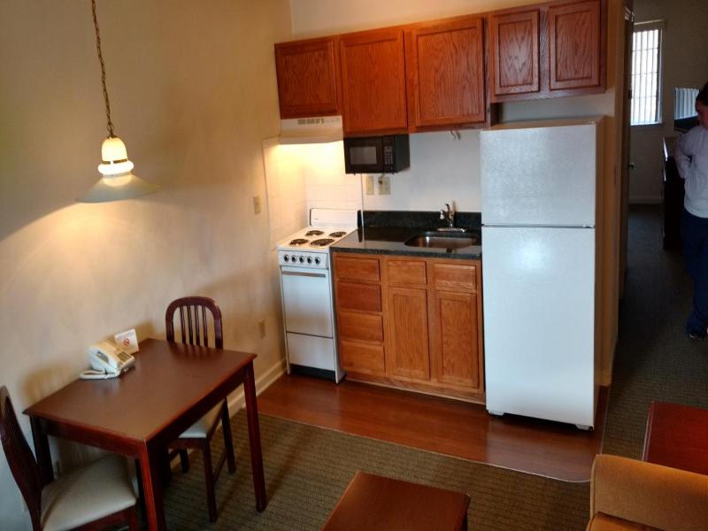 Affordable Suites Charlottesville — general view