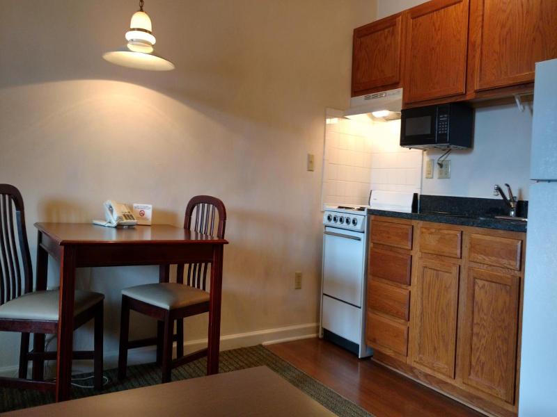 Affordable Suites Charlottesville