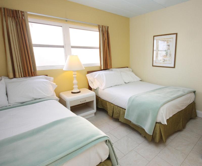 Quebec Motel image