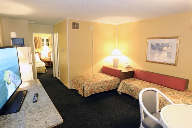 Quebec Motel image