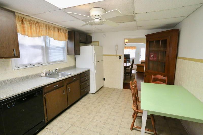 Quebec Motel image
