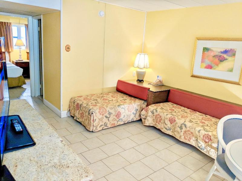 Quebec Motel image