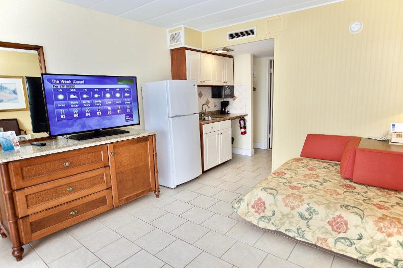 Quebec Motel image