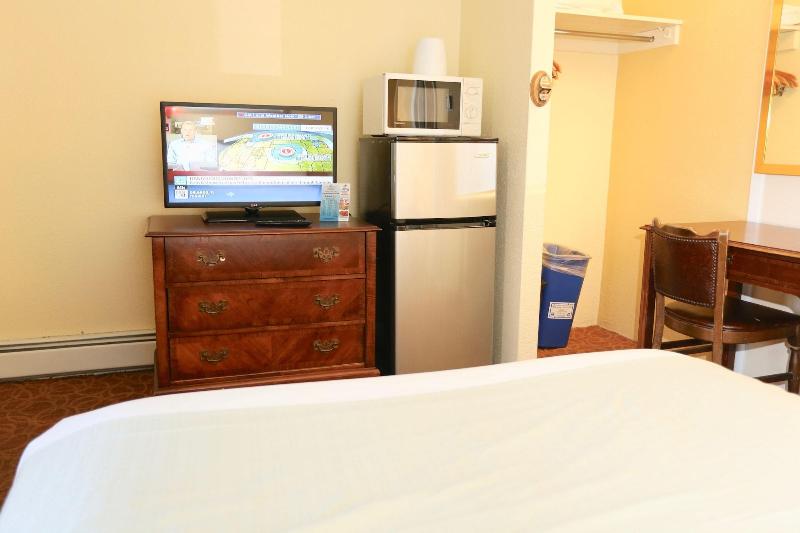 Quebec Motel image