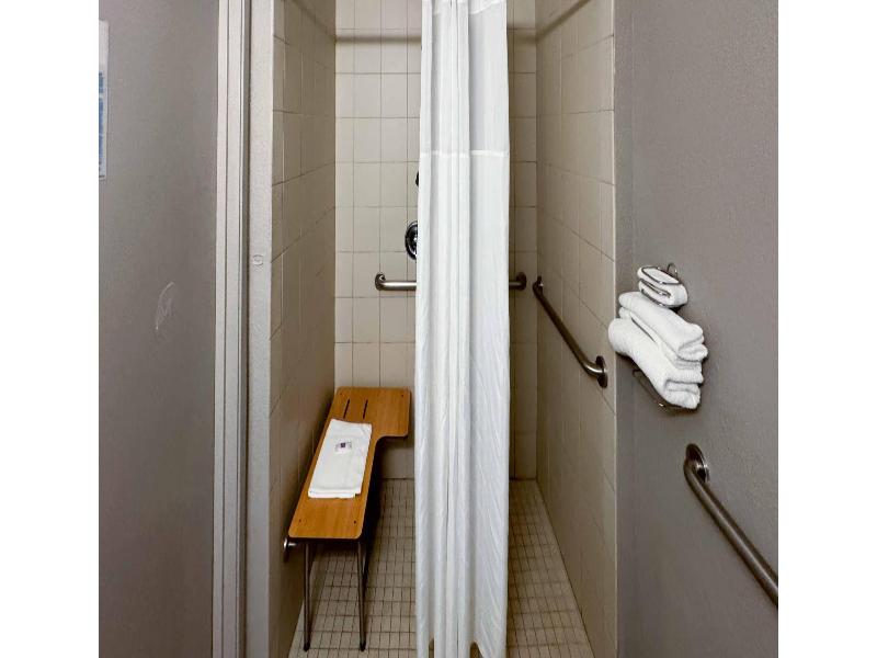 Motel 6 Glenview, Il - Chicago North image