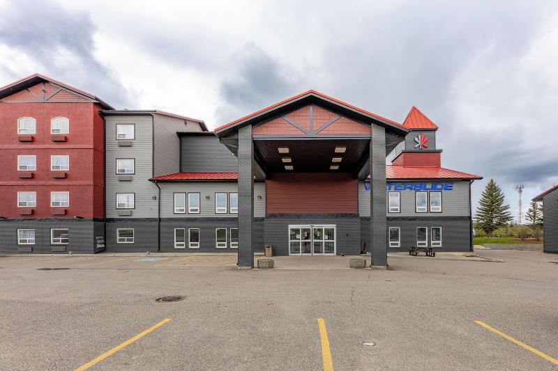 Bcmi Inn Hinton image