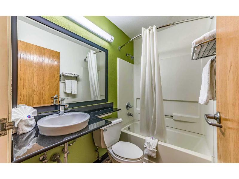 Motel 6 Charlotte, Nc - University image