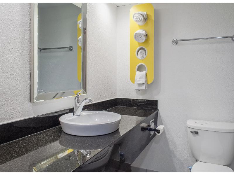Motel 6 Brockton Ma image