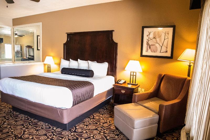 Mockingbird Inn Suites image