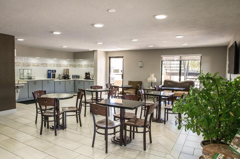Mockingbird Inn Suites image