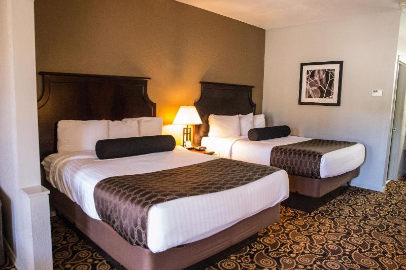 Mockingbird Inn Suites image