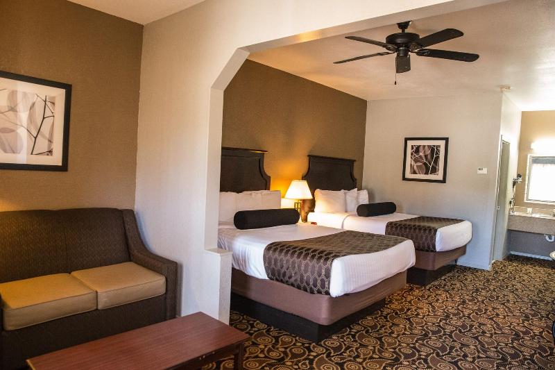 Mockingbird Inn Suites image
