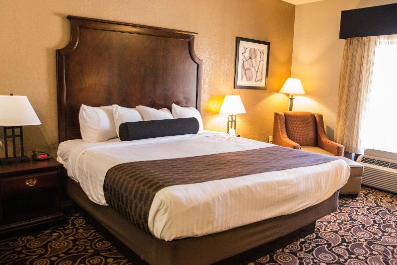 Mockingbird Inn Suites image