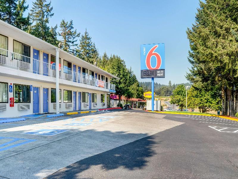 Motel 6 Eugene South Springfield image