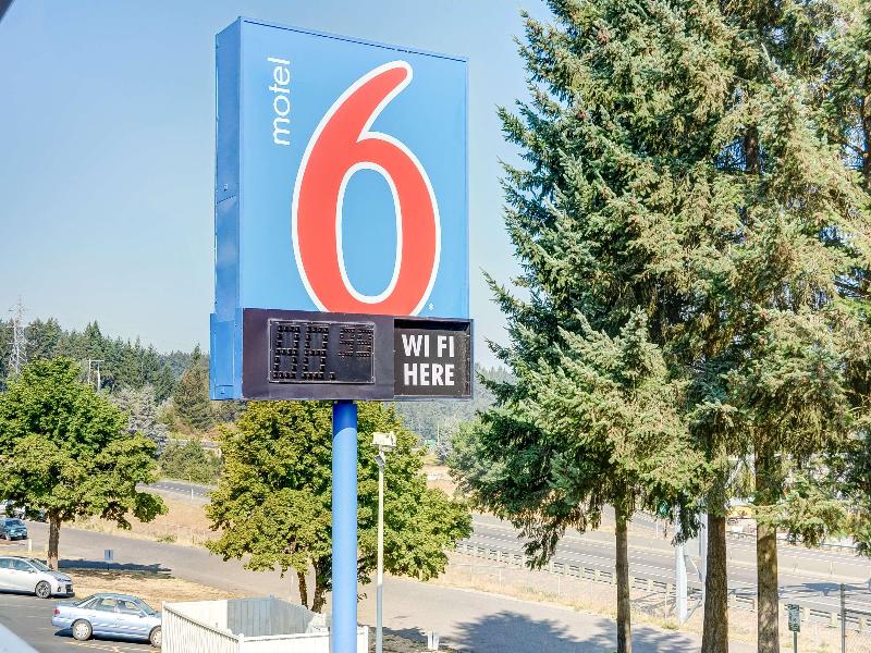 Motel 6 Eugene South Springfield image