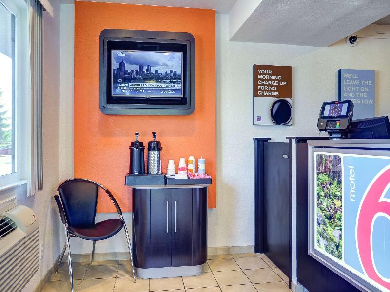 Motel 6 Eugene South Springfield image