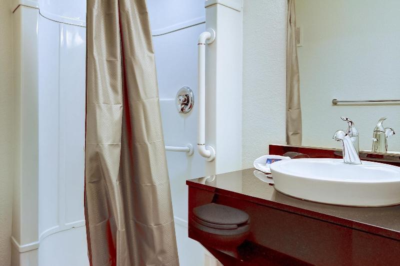 Motel 6 Eugene South Springfield image