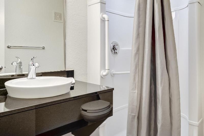 Motel 6 Eugene South Springfield image