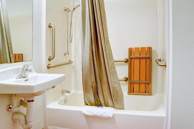 Motel 6 Eugene South Springfield image