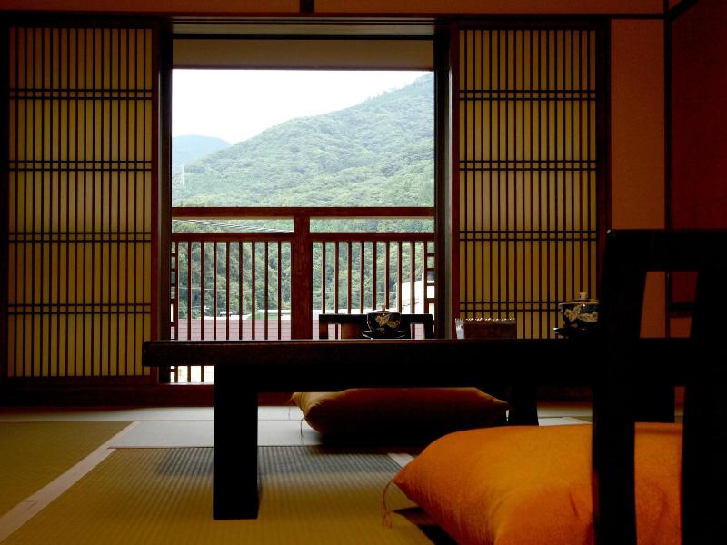 Hakoneyumoto Onsen Yaeikan image
