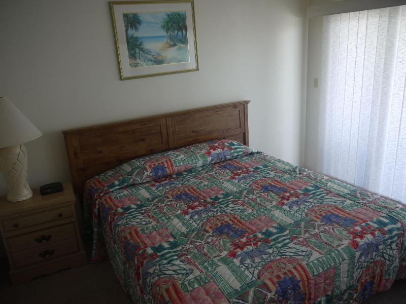 Aquarius Beach Tower image